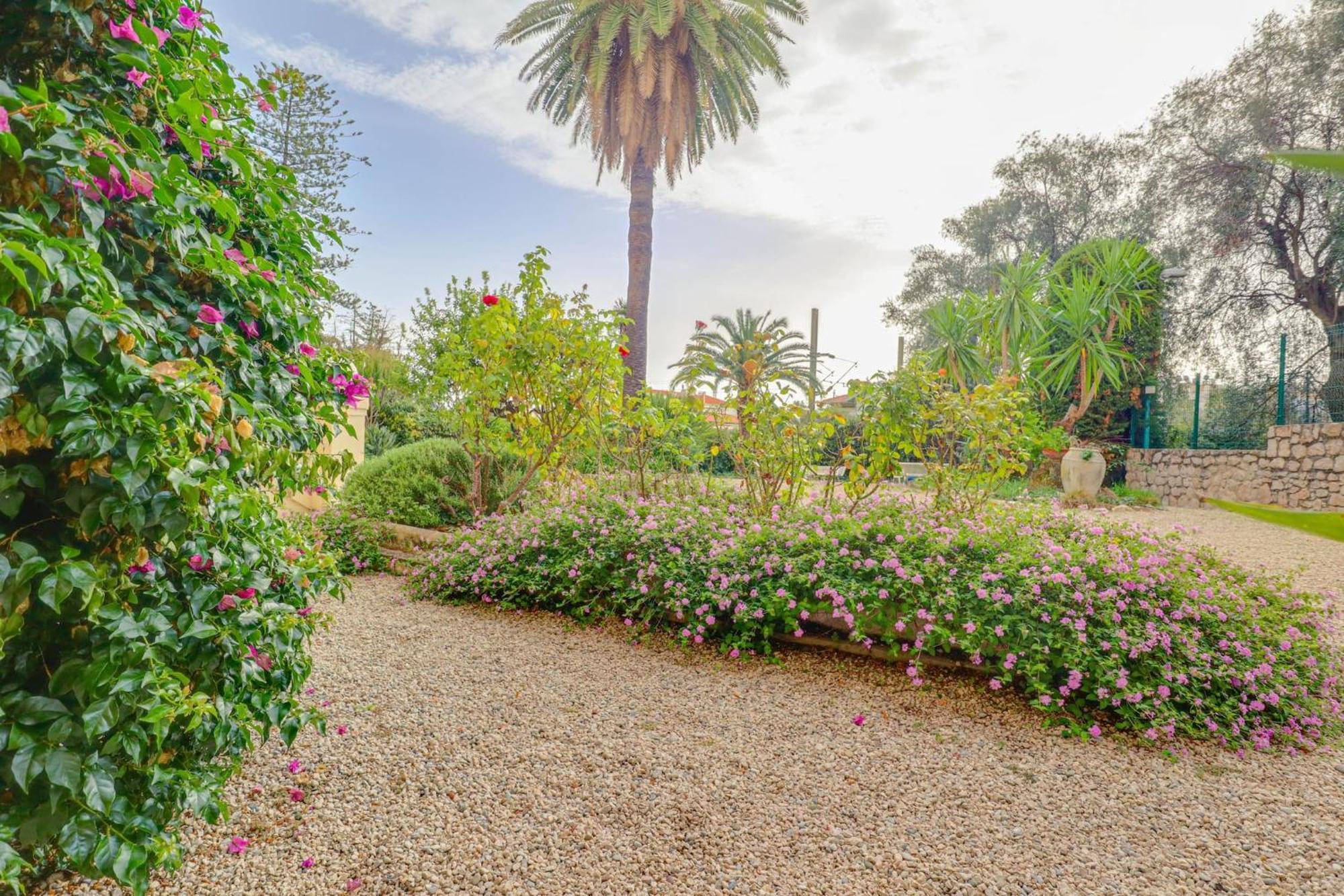 "Le Garavan Palace" Idyllique, Proche Gare Et Plage Menton Extérieur photo